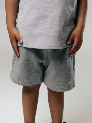 Short Essentiel